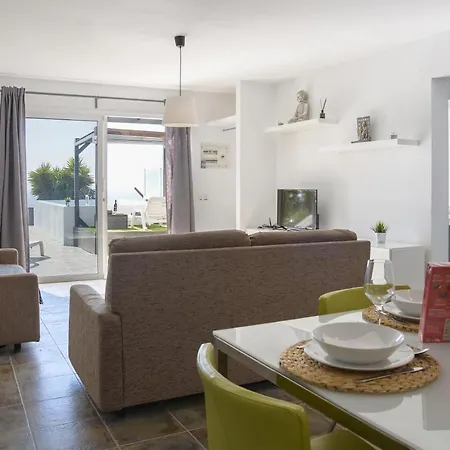 Casa Amanecer Апартаменты Тиас